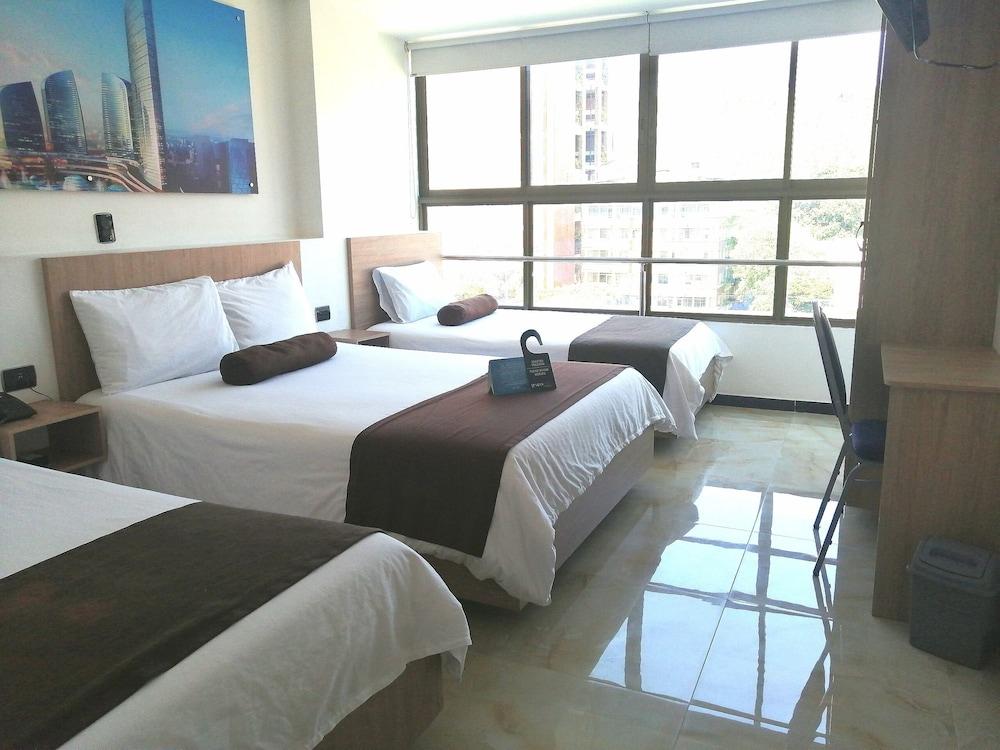 Hotel Med Estadio ميديلين المظهر الخارجي الصورة