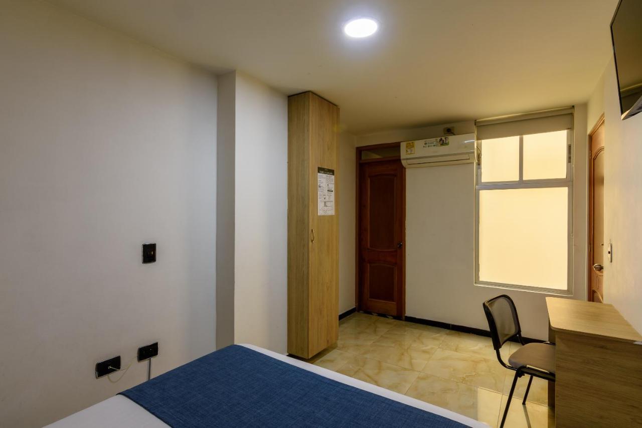 Hotel Med Estadio ميديلين المظهر الخارجي الصورة