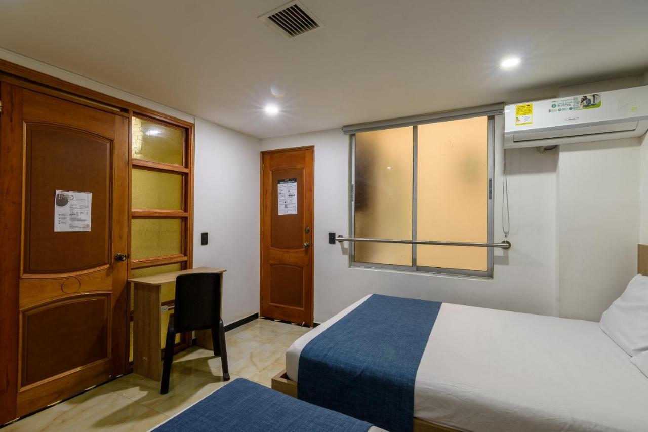 Hotel Med Estadio ميديلين المظهر الخارجي الصورة