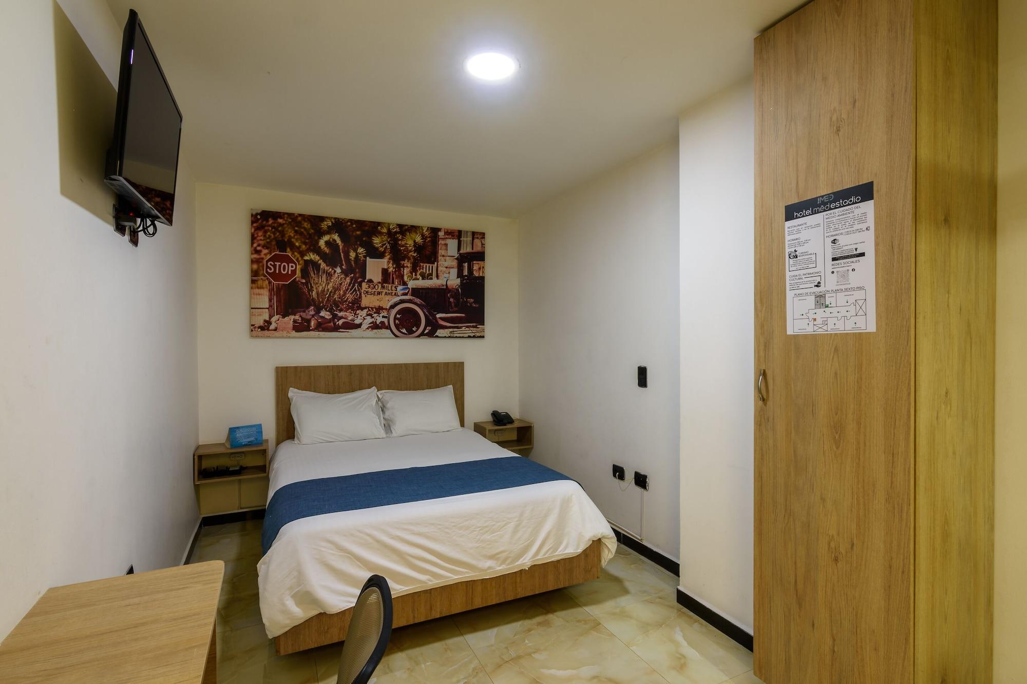 Hotel Med Estadio ميديلين المظهر الخارجي الصورة